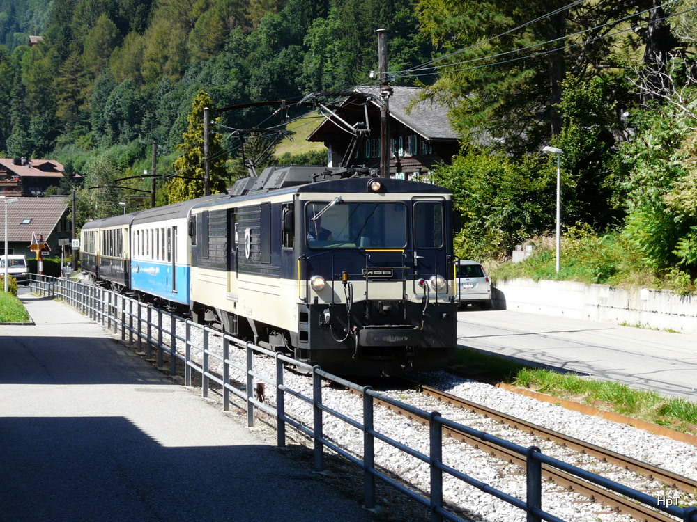 MOB - GDe 4/4 6004 unterwegs in Chateau D`Oex am 05.09.2010