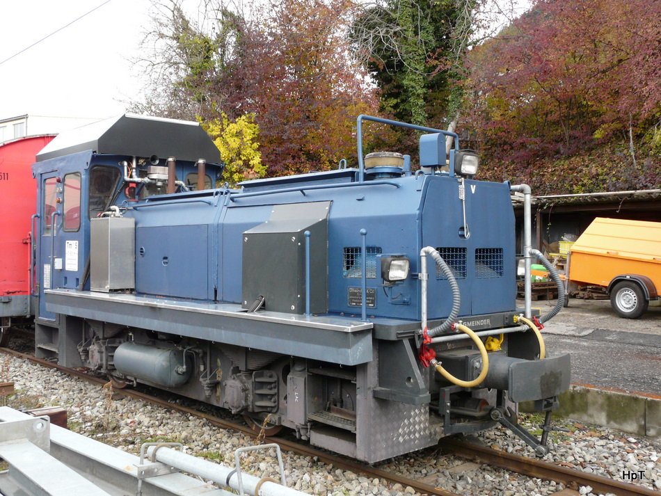 MOB - Gmeindner Rangierlok Tm 2/2 5 in Chernex am 08.11.2009