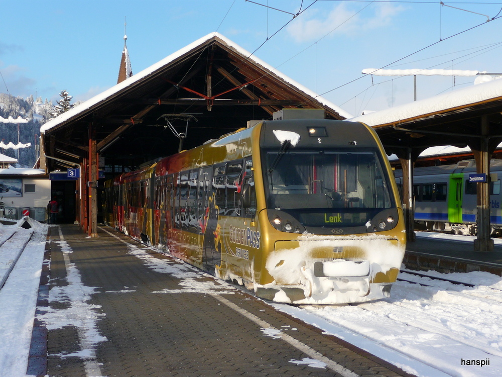 MOB Goldenpass - Regio nach Lenk um 15.20 Uhr Gleicher Zug wie Morgens um 08.15 Uhr im Bahnhof Zweisimmen am 06.12.2012