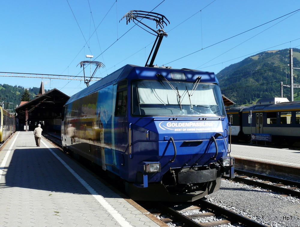 MOB - Lok Ge 4/4 8004 bei Rangierfahrt im MOB Bahnhof in Zweisimmen am 05.09.2010