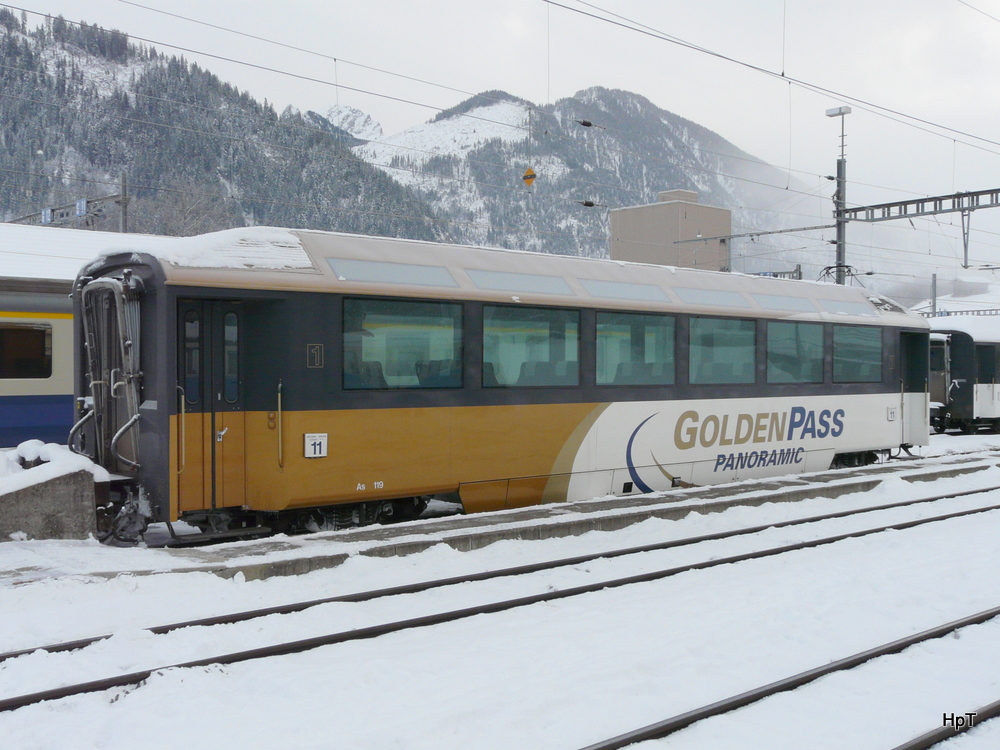 MOB - Personenwagen 1 Kl.  As  119 abgestellt in Zweisimmen am 03.12.2010