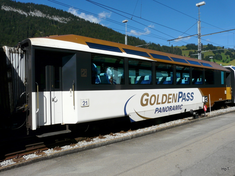 MOB - Personenwagen 2 Kl. Brs  228 in Zweisimmen am 05.09.2010