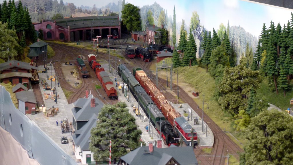 Modellbahn Szene auf einer Modellbahnanlage in Gera. Foto 03.11.2012