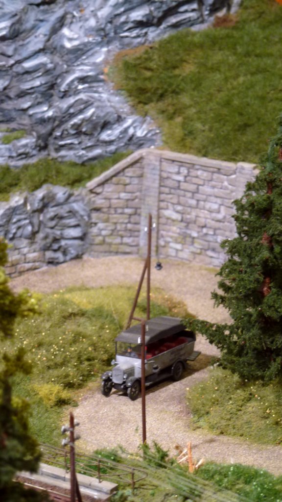 Modellbahn Szene auf einer Modellbahnanlage in Gera. Foto 03.11.2012