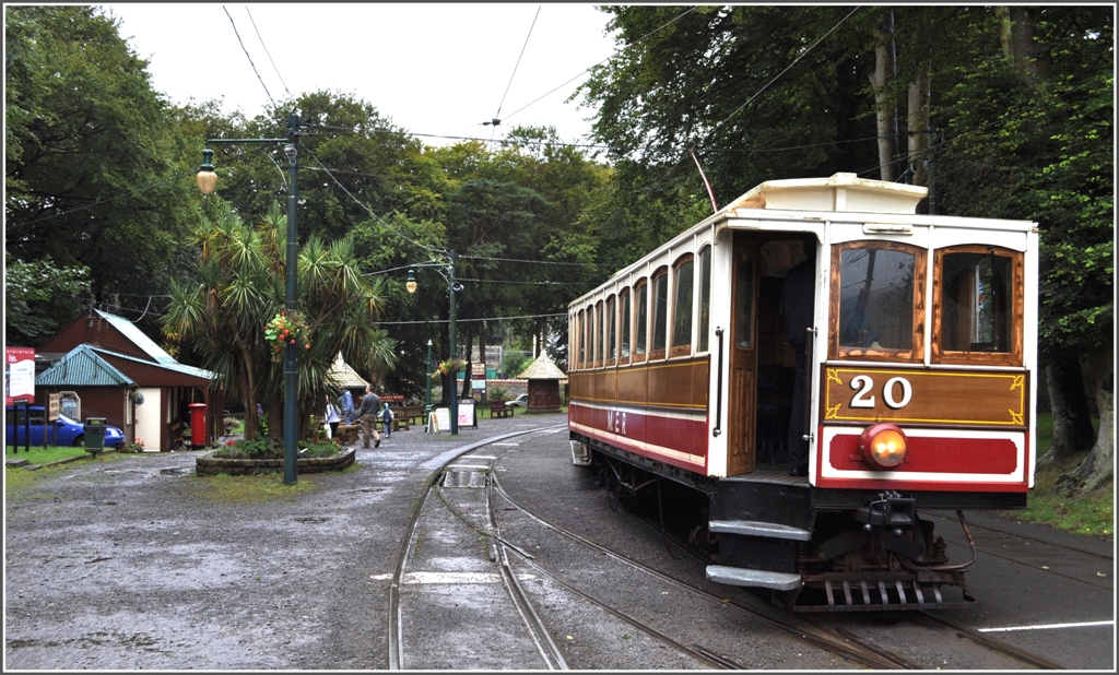 Motorwagen 20 der Manx Electric Railway in Laxey. (10.08.2011)