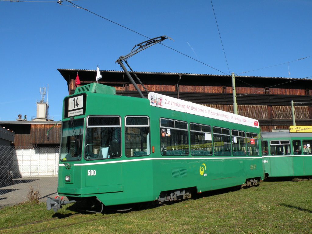 Motorwagen 500 in der Schlaufe in Pratteln. Die Aufnahme stammt vom 07.02.2011.