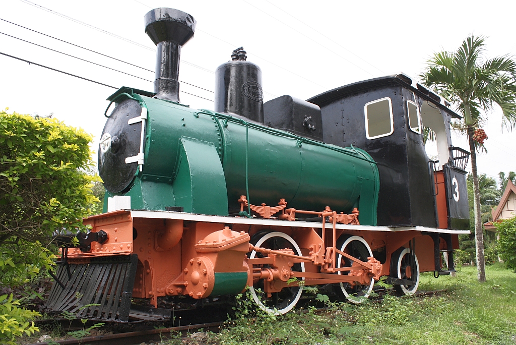 MRC 3, ex TRC 3 (B1-n2t, Kraus-Sendling, Bauj. 1905, Fab.Nr. 5418) an der Zufahrt zum Siam Country Club in Pattaya. Bild vom 17.März 2011.