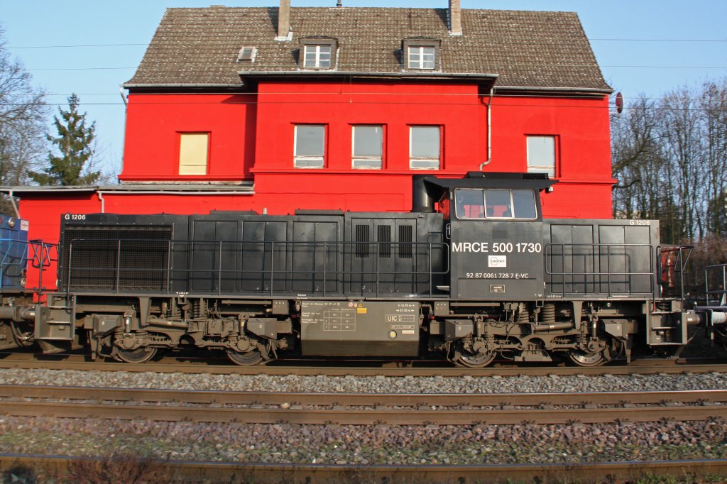 MRCE 500 1730 bzw Europort am 17.2.11 als zweitlok in Ratingen-Lintorf
