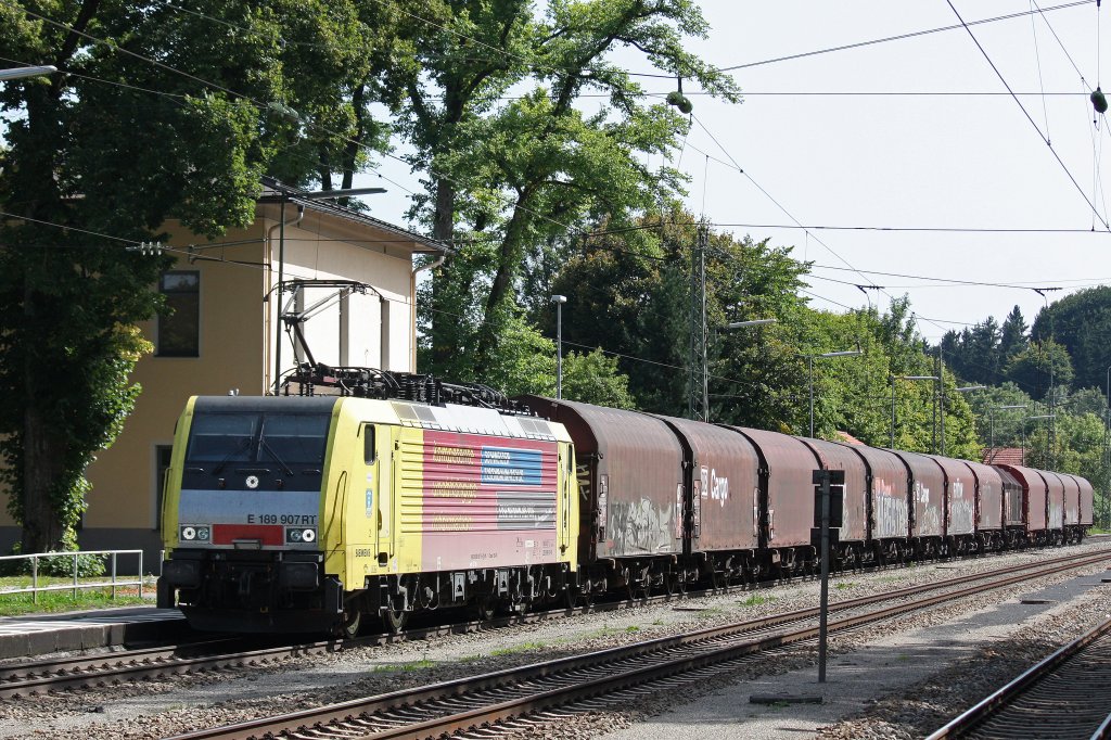 MRCE Dispolok/Lokomotion E189 907RT  Schweitzer Eisenbahn Revue. am 21.8.12 mit einem Stahlzug in Aling (Obb.).