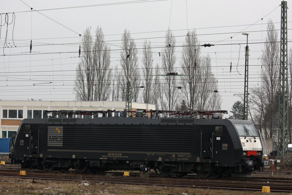 MRCE Dispolok/TXL ES 64 F4-016 am 3.3.13 abgestellt in Krefeld Hbf.