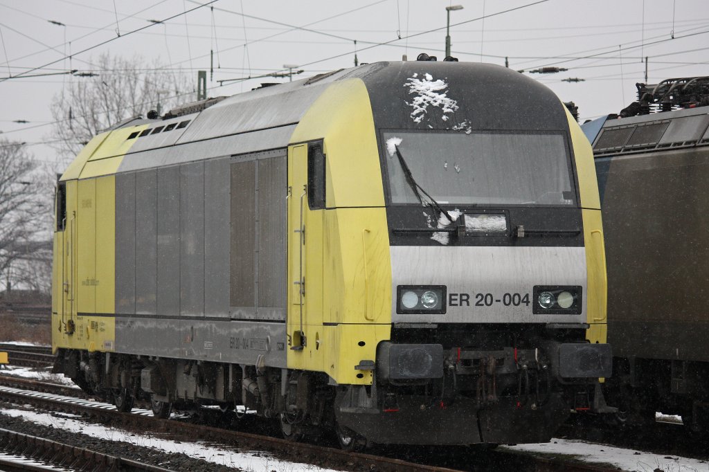 MRCE Dspolok ER20-004 am 24.2.13 abgestellt in Krefeld Hbf.