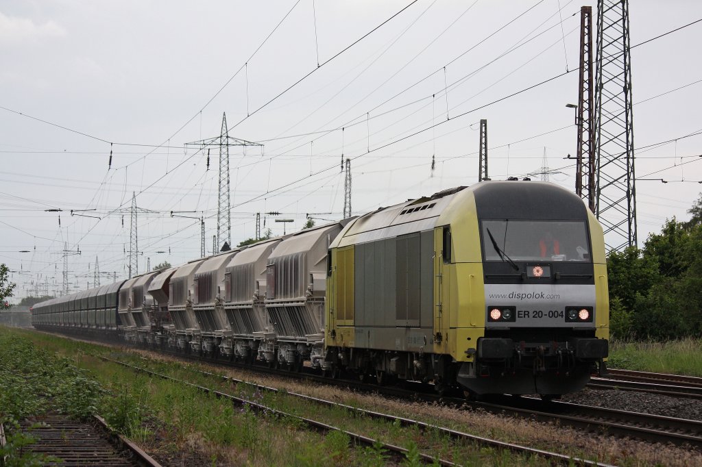 MRCE ER 20-004 (damals kurzzeitig im Einsatz fr TXL) am 11.6.12 mit dem TXL Kalkzug in Ratingen-Lintorf.