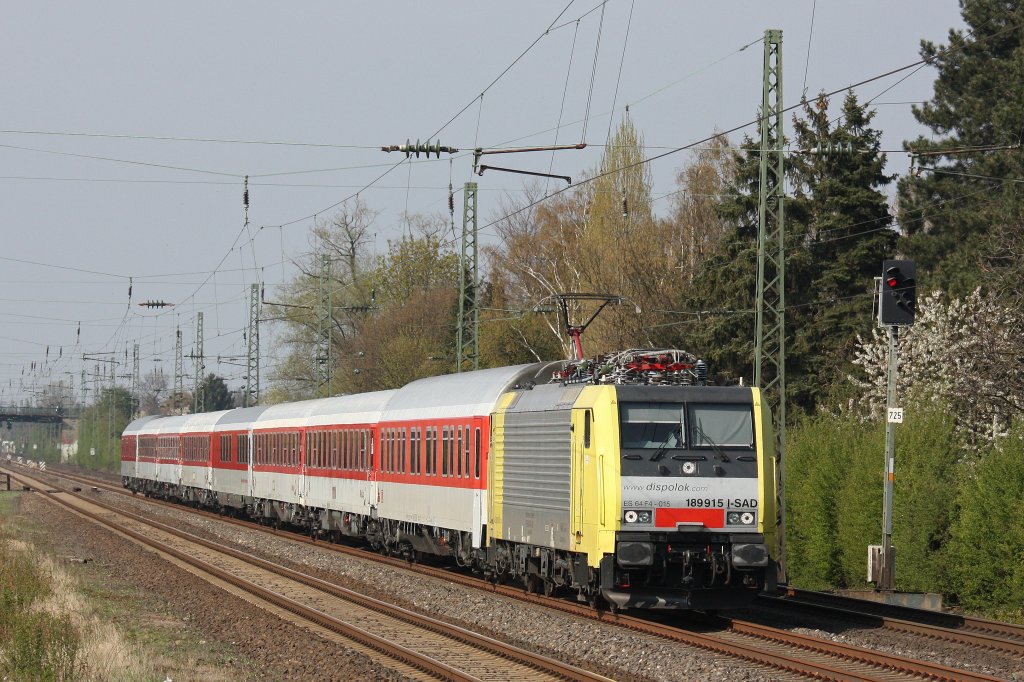 MRCE ES 64 F4-015 (189 015/i.E.fr DB Autozug) am 6.4.12 mit einem Autozug zur Bereitstellung nach Dsseldorf Hbf bei der Durchfahrt durch Dsseldorf-Angermund.