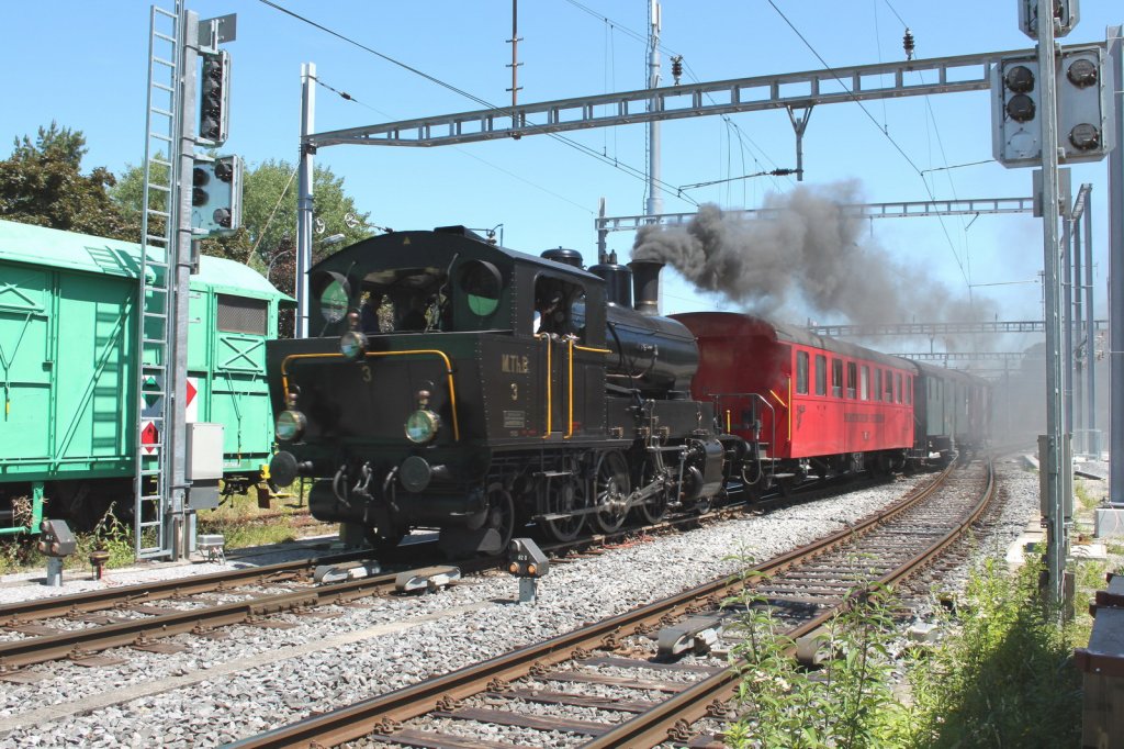 M.Th.B Dampfzug  Mostindien-Express  mit Dampflok Ec 3/5 Nr.3(1912)bei der Ausfahrt in Rorschach nach Romanshorn.26.06.11

