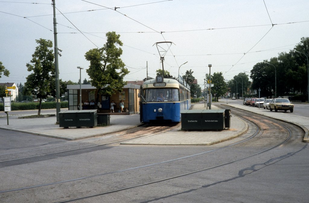 M�nchen MVV Tramlinie 19 (P3 2019) St-Veit-Strasse im Juli 1987.