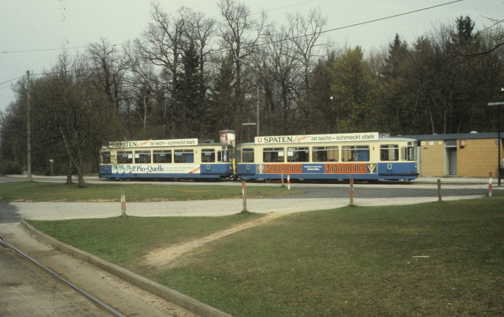 Mnchen MVV Tramlinie 26 Waldfriedhof / Lorettoplatz im April 1990.