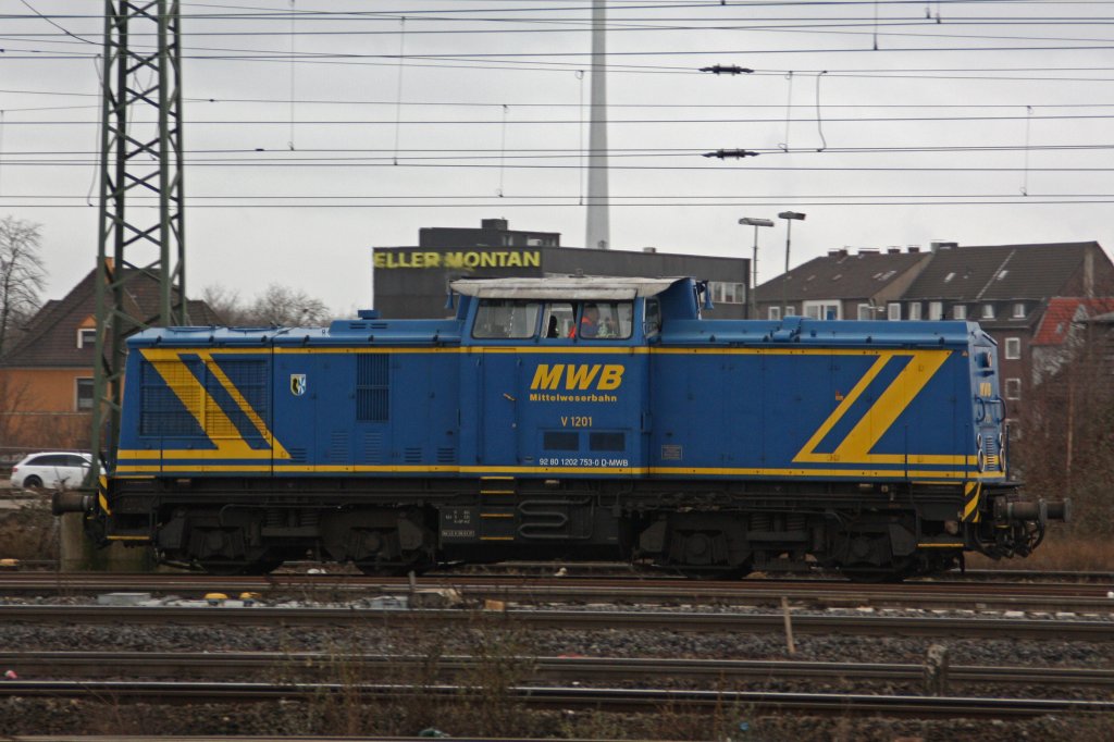 MWB V1201 am 12.12.10 bei der Durchfahrt durch Duisburg Hbf.Zuvor war die Lok noch inh Duisburg-Entenfang abgestellt