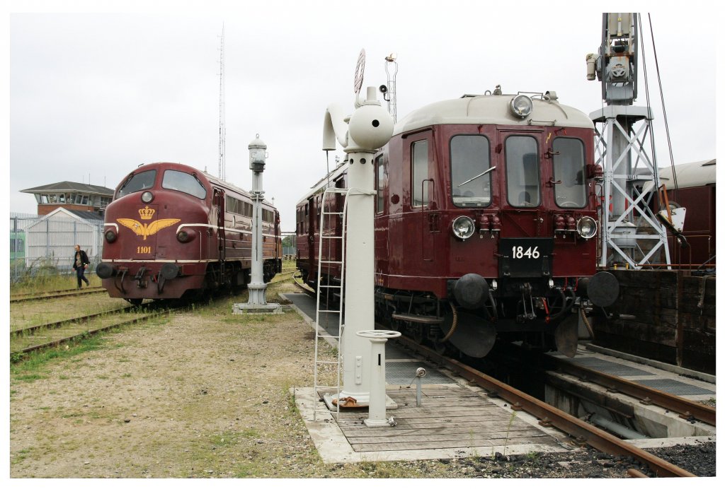 My 1101 und Mo 1846 am DSB Museum in Odense 21/8 2010