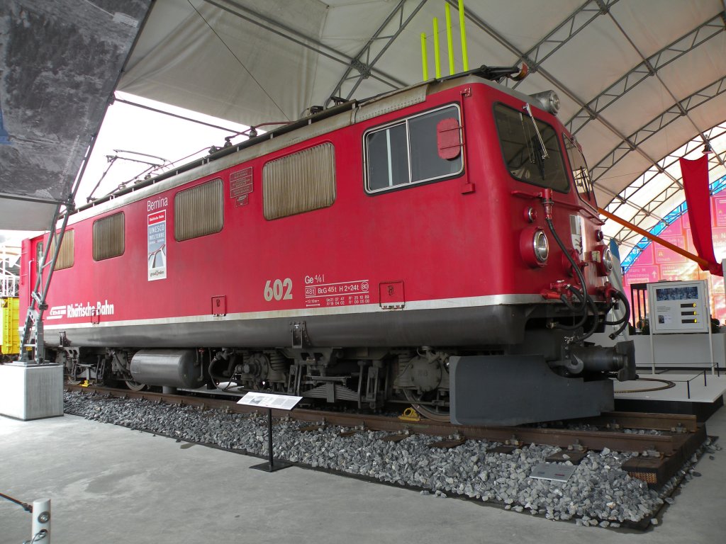 Nach 65 Dienstjahren geht die RhB Lokomotive Ge 4/4 I 602 ins Verkehrshus nach Luzern. Die Aufnhame stammt vom 17.04.2012. 
