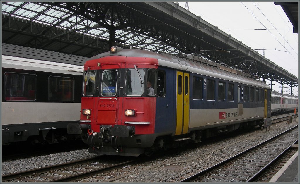 Nach Rapperswil soll dieser Solo RBe 540 077-5 fahren?
13. Jan. 2012