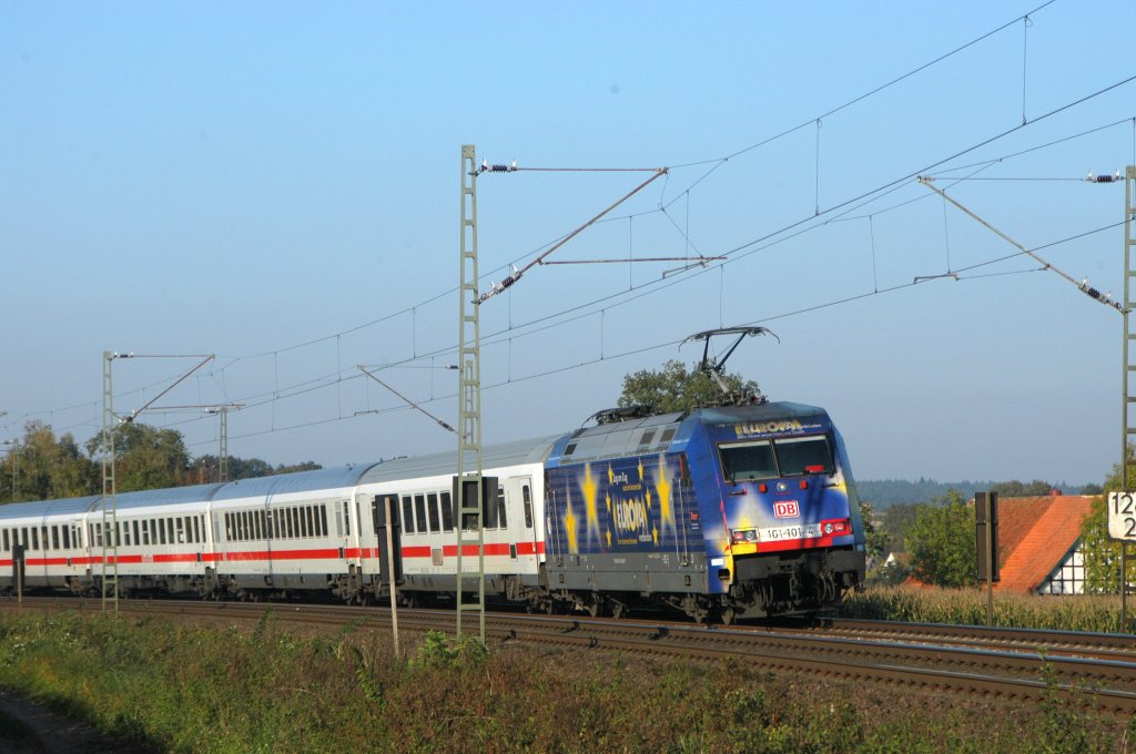Nachschuss auf DB Fernverkehr 101 101  EUROPA  schiebt IC 2024 Passau Hbf - Hamburg-Altona (Vehrte, 10.10.10).
