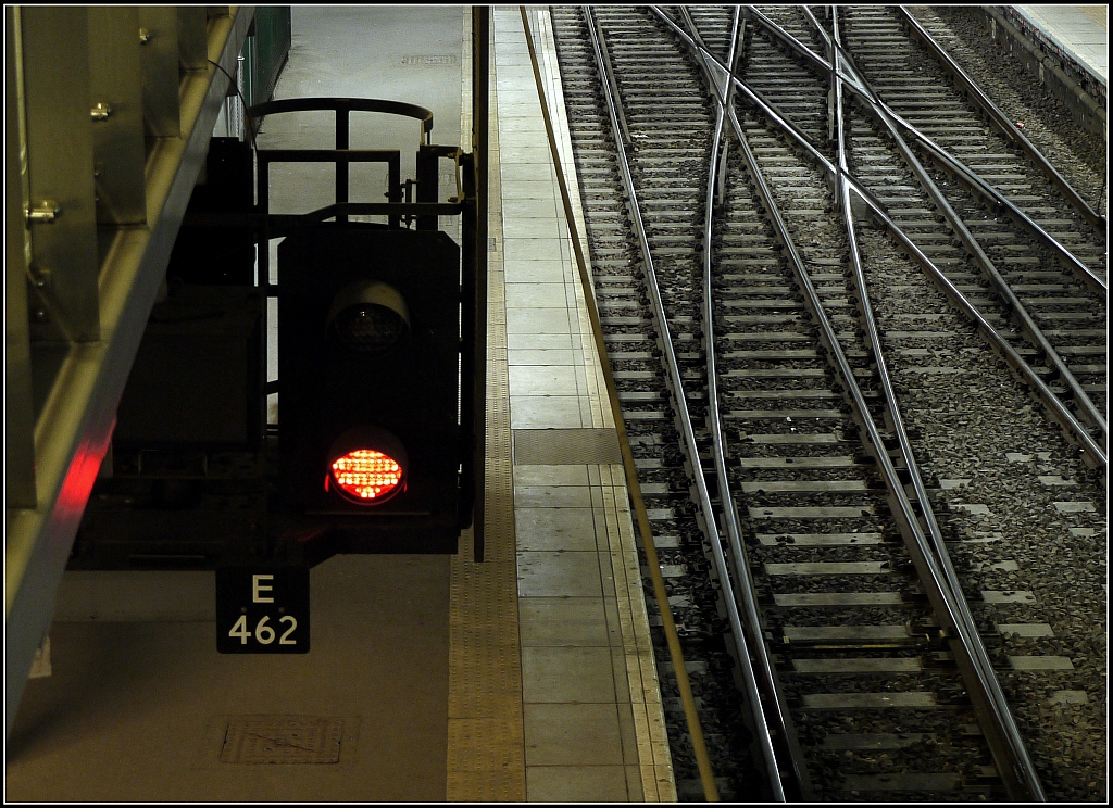 Nchtliche Studie im Hauptbahnhof von Edinburgh. 14.7.2013