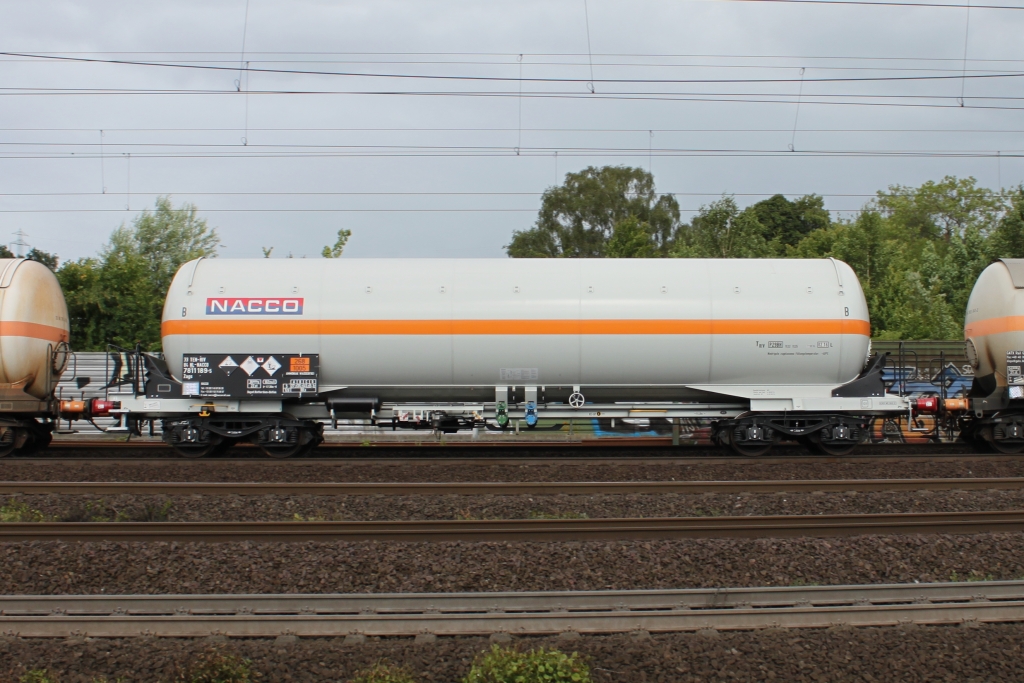 nagelneuer Niederlndischer Kesselwagen vom Typ Zags (HH-Harburg 20.07.12)