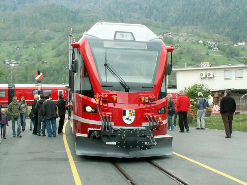 Namenstaufe von vier  Allegra  Triebzgen(3501-3504)in der HW Landquart am 01.05.10.Im Bild Triebzug Nr.3504 