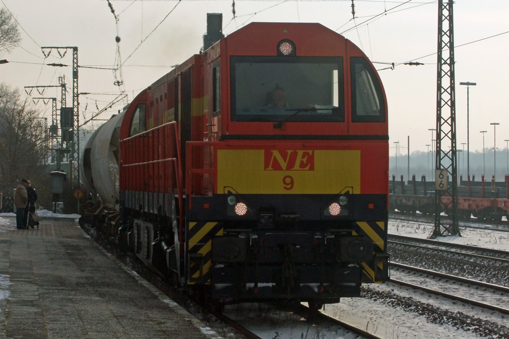 NE 9 in Duisburg-Bissingheim 3.12.2010