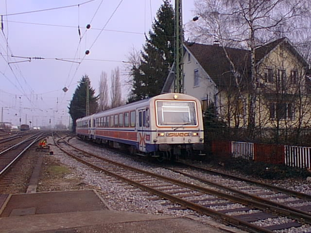 NE81 (1. Serie) der SWEG im Februar 1997 in Bad Krozingen auf der M�nstertalbahn.