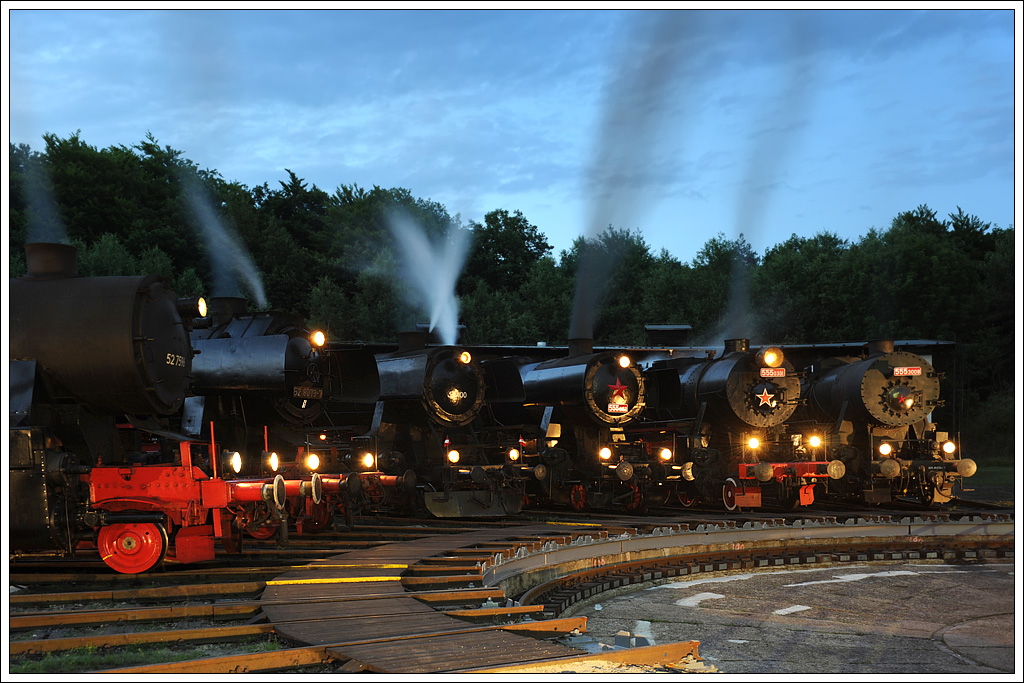 Nett, so viele 52ger auf einen Haufen ;-) – Lun u Rakovnka 16.6.2012
