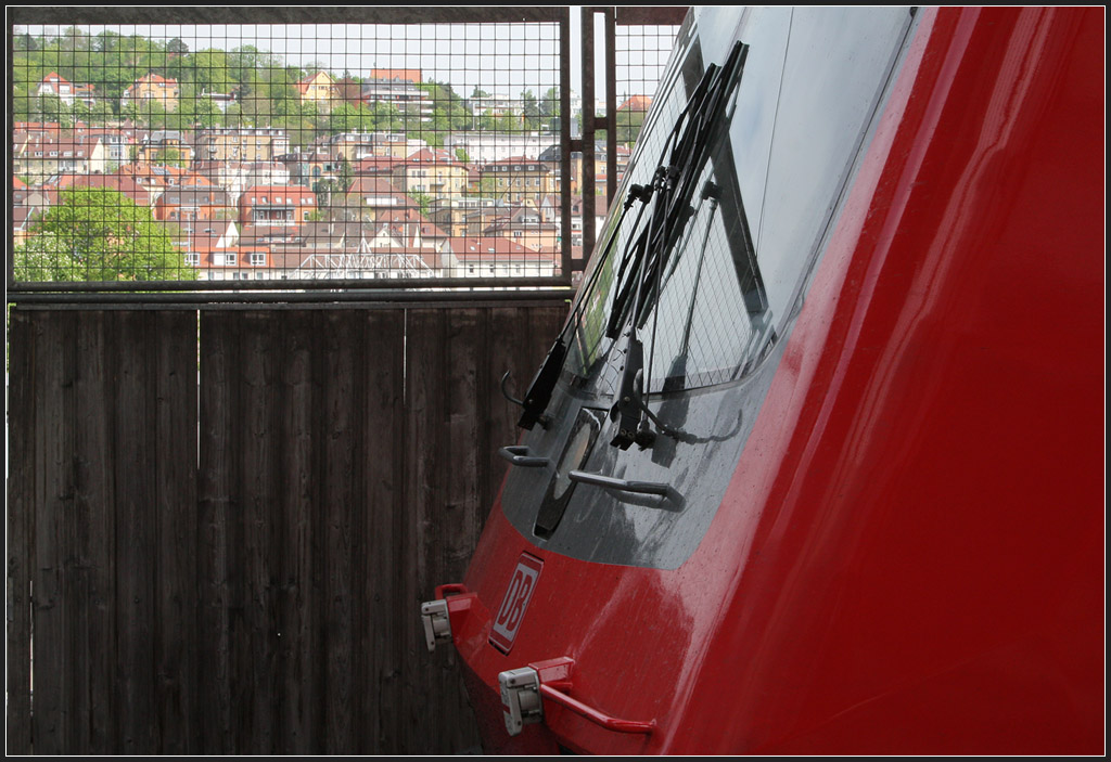 Neue Ausblicke - 

Durch den Abriss des Südflügels des Stuttgart Hauptbahnhofes ergeben sich neue Ausblicke auf die Stadt. 

30.04.2012 (M)