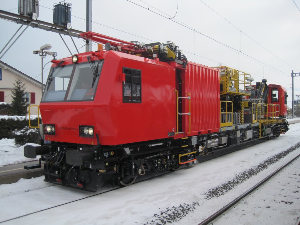 Neues Fahrleitungsmontagefahrzeug MPV 01 9985 9131 005-2 der SOB
in Samstagern bei Abnahmefahrten am 15.02.2010