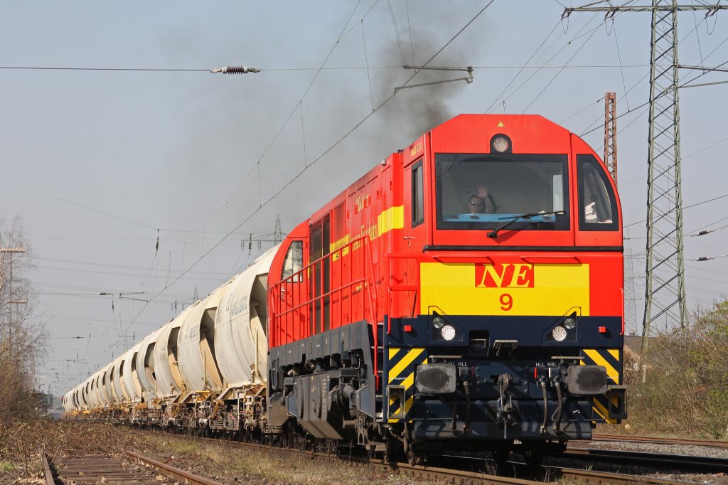 Neusser Eisenbahn 9 gibts Gas.Aufgenommen am 29.3.11 in Ratingen-Lintorf.Gru zurck!