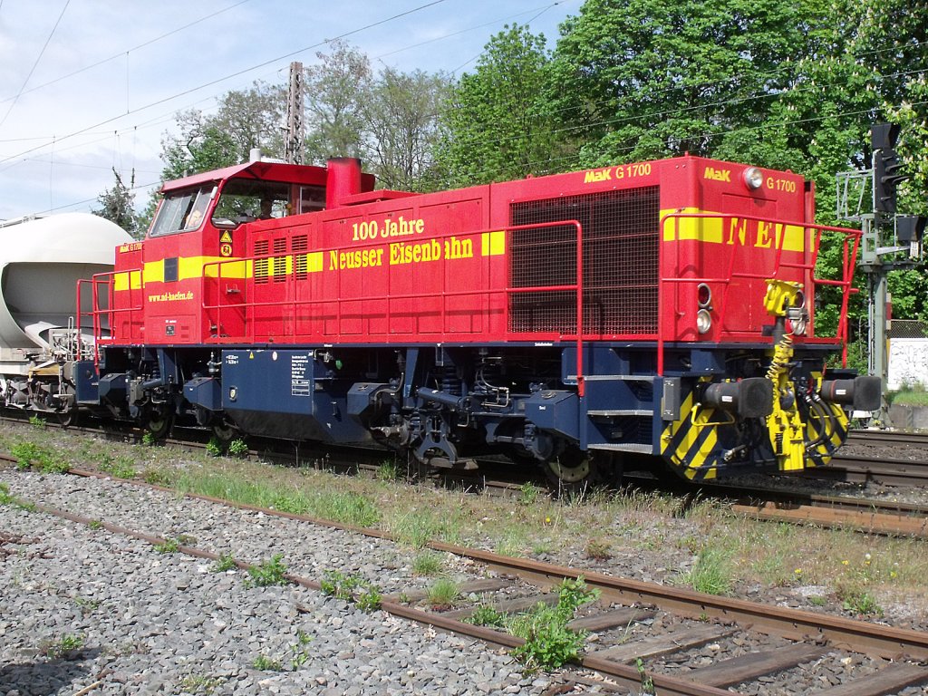 Neussereisenbahn mit Kalkzug in Ratingen-Lintorf