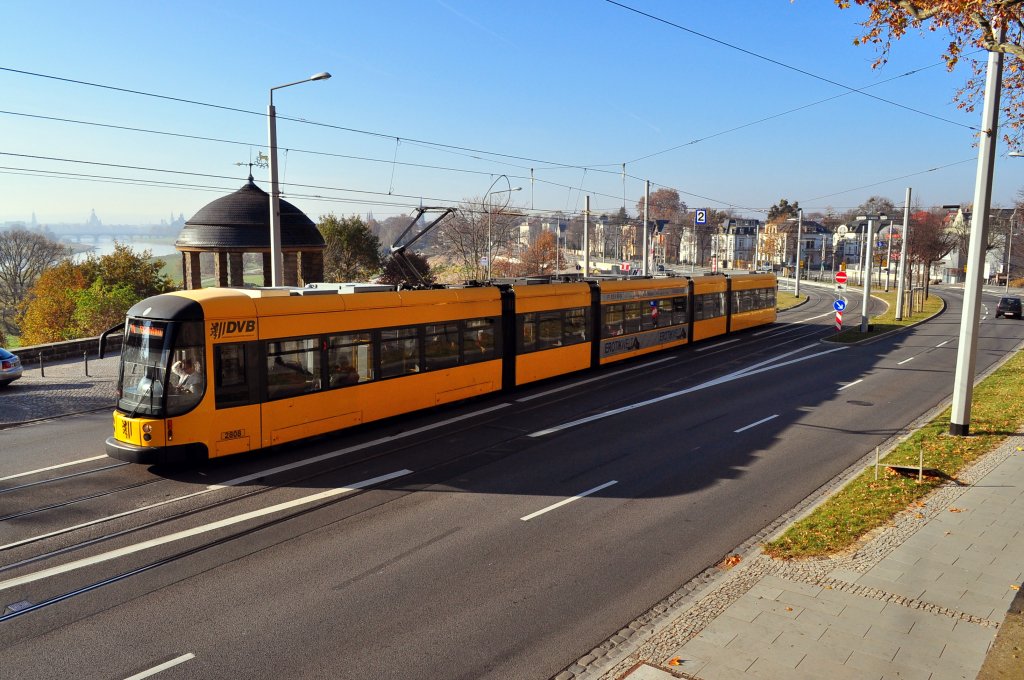 NGT D12DD 2808 der DVB auf der Linie 11 Richtung Bhlau.13.11.11