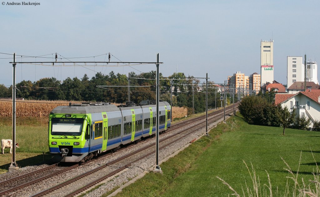 NINA 24 der BLS als S1 (Fribourg-Thun) bei Ddingen 3.10.09