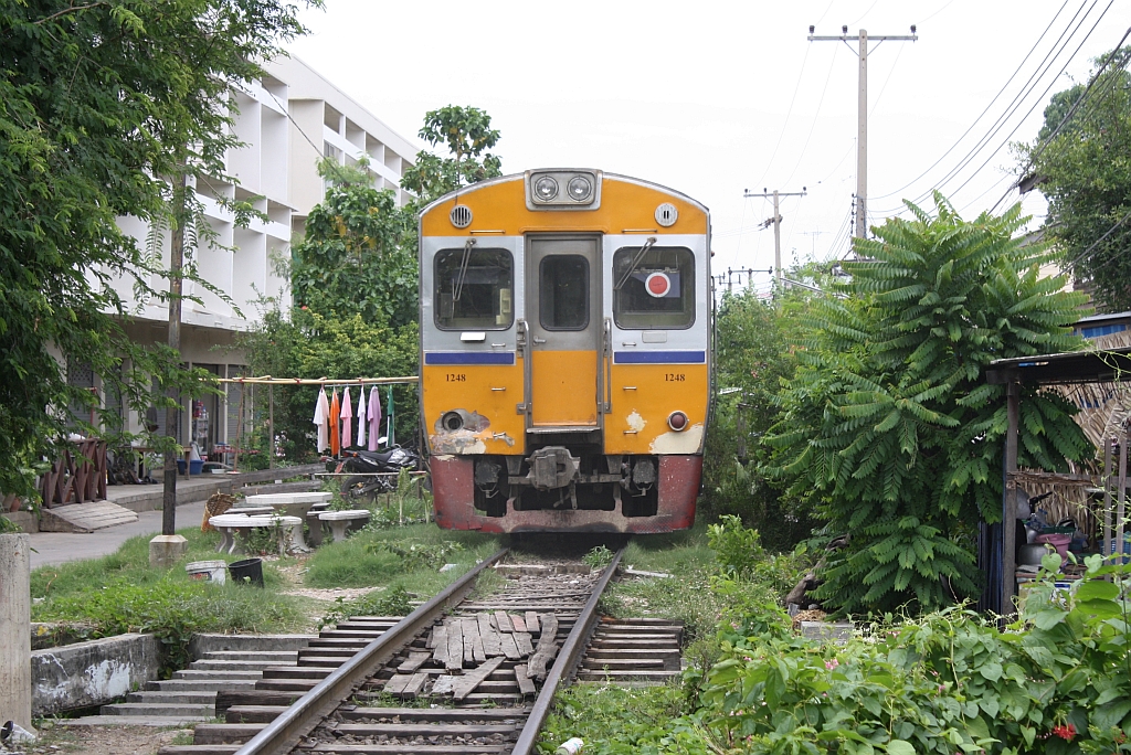 NKF 1248 als ORD 4324 am 24.Juli 2012 kurz nach der Ausfahrt aus dem Bf. Mahachai.