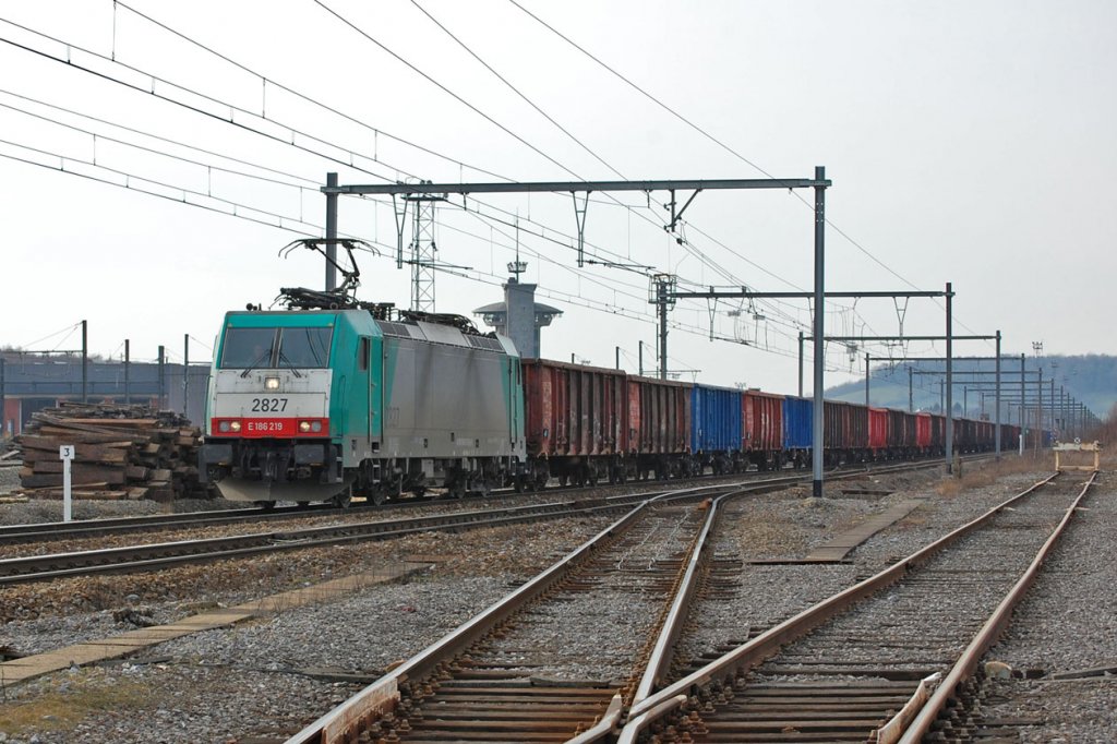 NMBS 2827 Montzen Gare 17-03-2010.