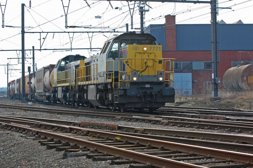 NMBS 7771+???? Montzen Gare 17-03-2010.