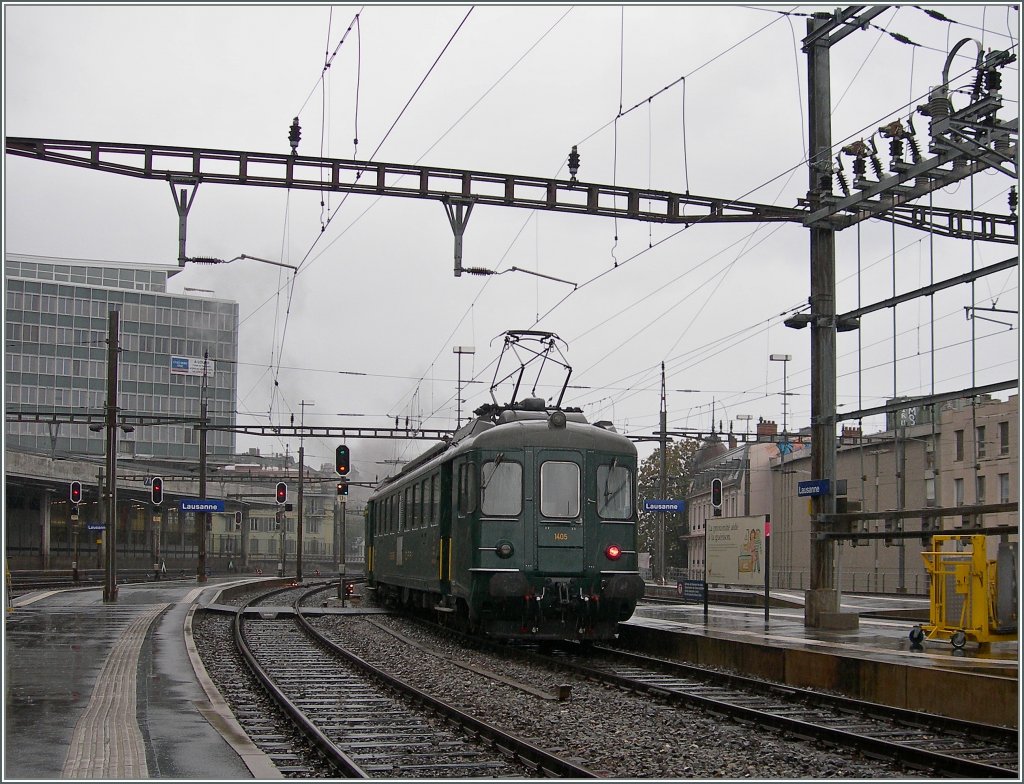 Noch fast mehr als ber die Dampflok freute ich mich ber den grnen RBe 4/4 N 1405, der den Magic Ticket Zug nachschob. 
Lausanne, den 8. Oktober 2011