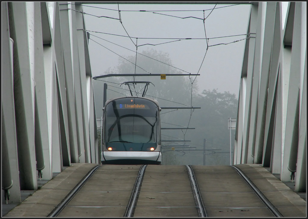 Nochmals die weiße Brücke - 

Version von Jonas, 29.10.2011