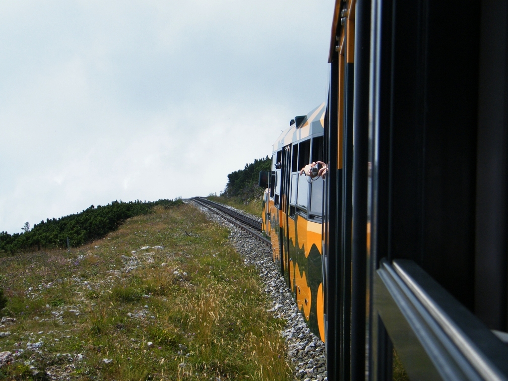 NSBB 2 unterwegs am Schneebergbahn von Puchberg nach Scheeberg, am 19. 08. 2011. 