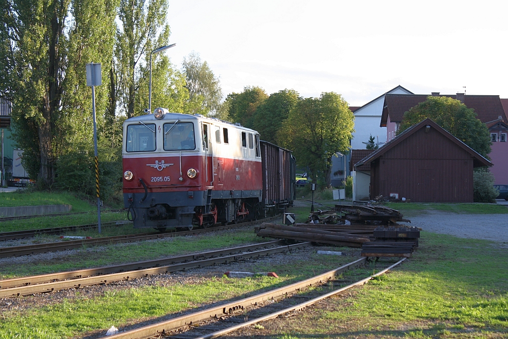 NVOG 2095.05 am 08.Sept.2012 im Bf. Weitra.