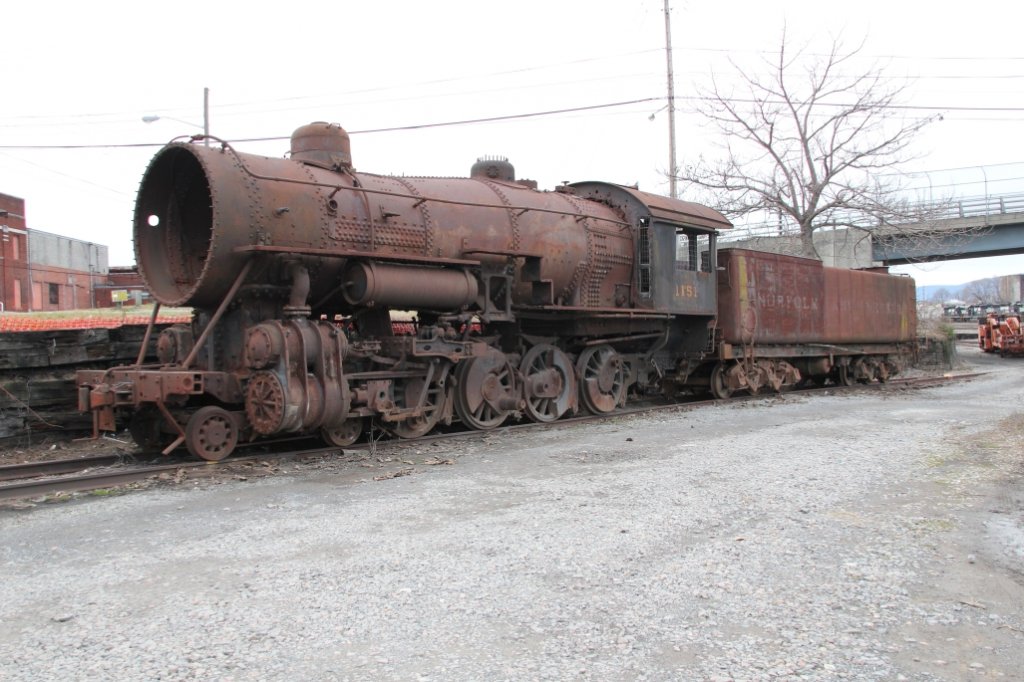 Norfolk & Western Railway 4-8-0 Dampflok #1151 steht 14.01.2012 in Roanoke Virginia.