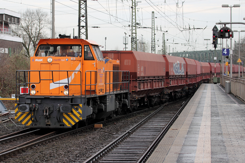 Northrail als Lok 6 in Diensten der Wanne-Herner Eisenbahn in Recklinghausen-Sd 15.4.2013