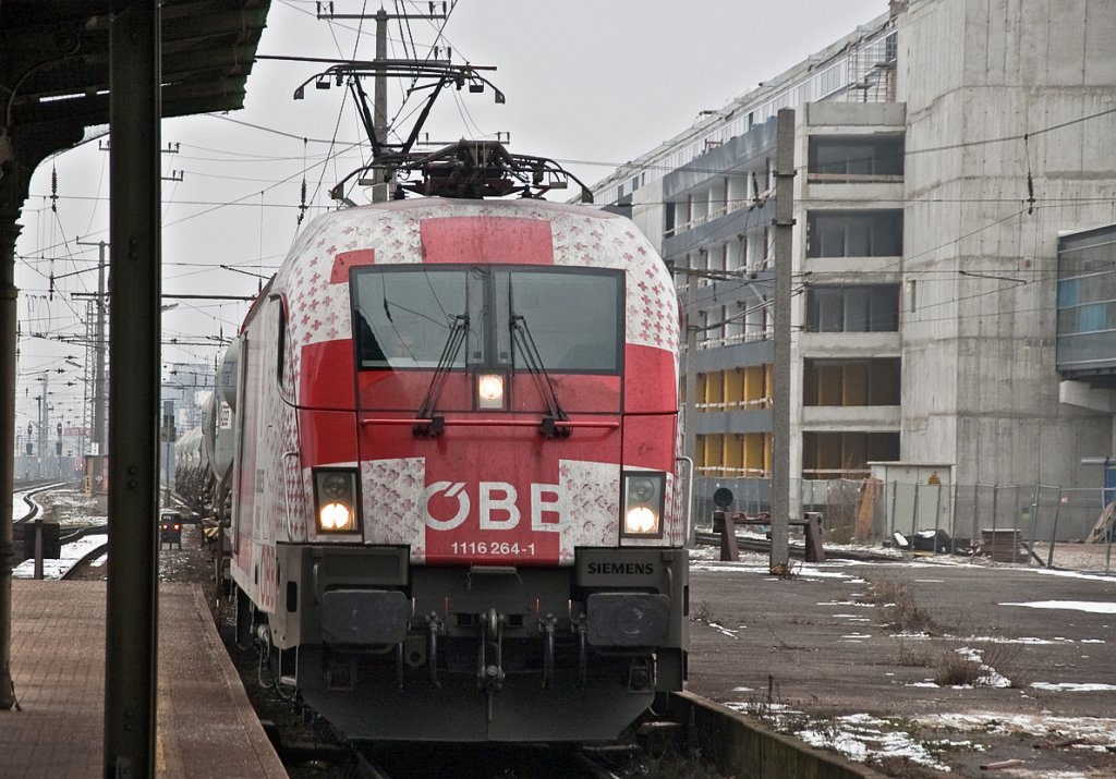  Nostalgiefoto  der 1116 264. Die Aufnahme entstand am 29.12.2007 in Wien H�tteldorf.