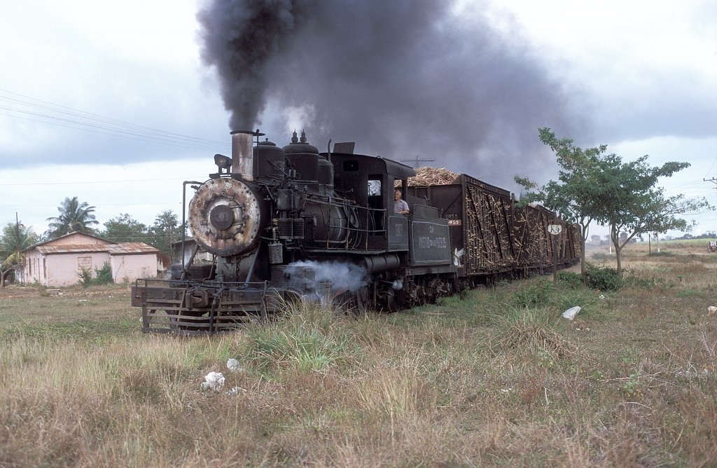  Nr. 1303  Amistad C. L. Pueblos  19.03.01