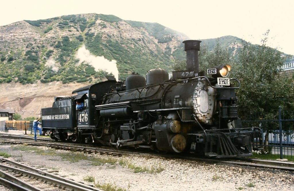 Nr. 476 der D&RGW, eine K-28 (1923 von Alco gebaut), rangiert am 19. August 1988 in Durango.