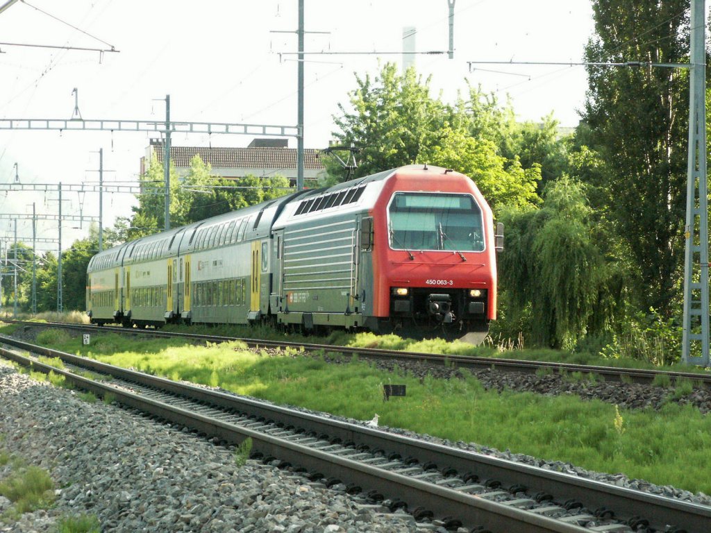 Nur am 10.und 11.07. ZVV Dosto als Ersatz fr den Rheintal-Express(REX)St.Gallen-Chur in Chur-Wiesental.11.07.10
